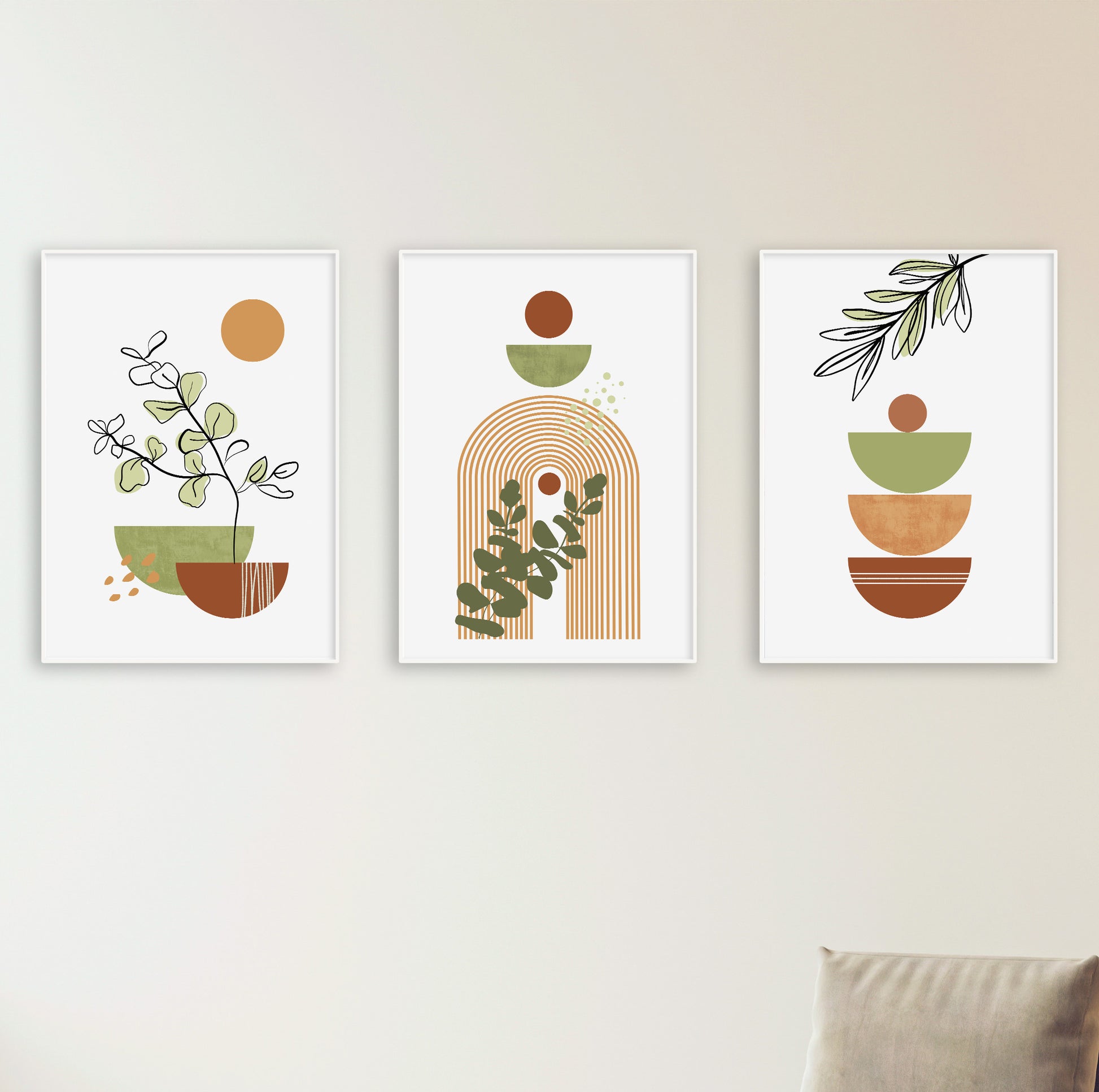 Three-piece poster set combining plant motifs and terracotta geometric elements.

